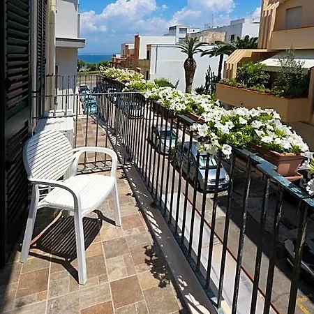 L'uomo E Il Mare Bed & Breakfast